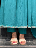 Blue Gathers Pair