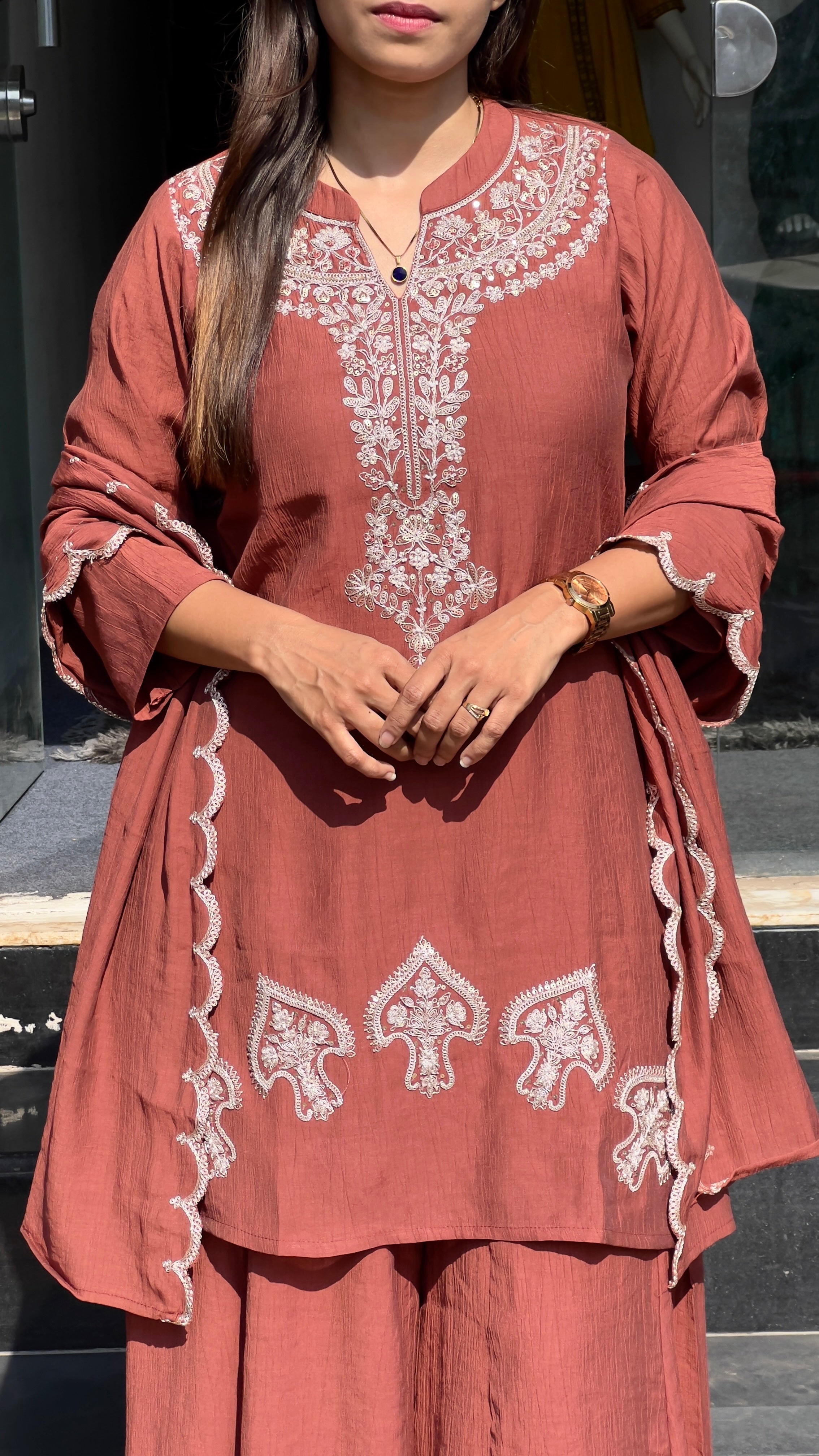 Brown Short Plazo Pair