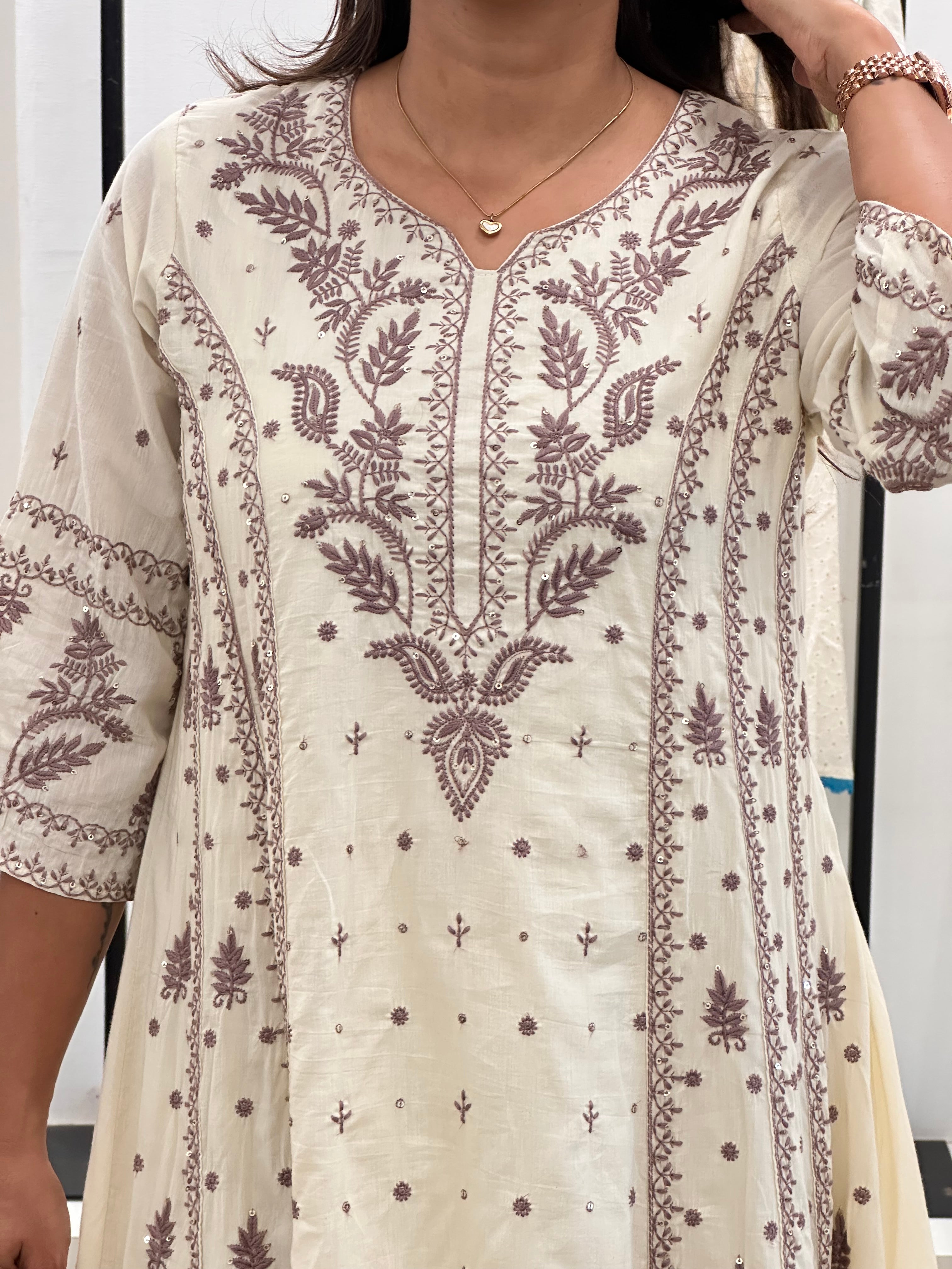 White Lucknowi Anarkali