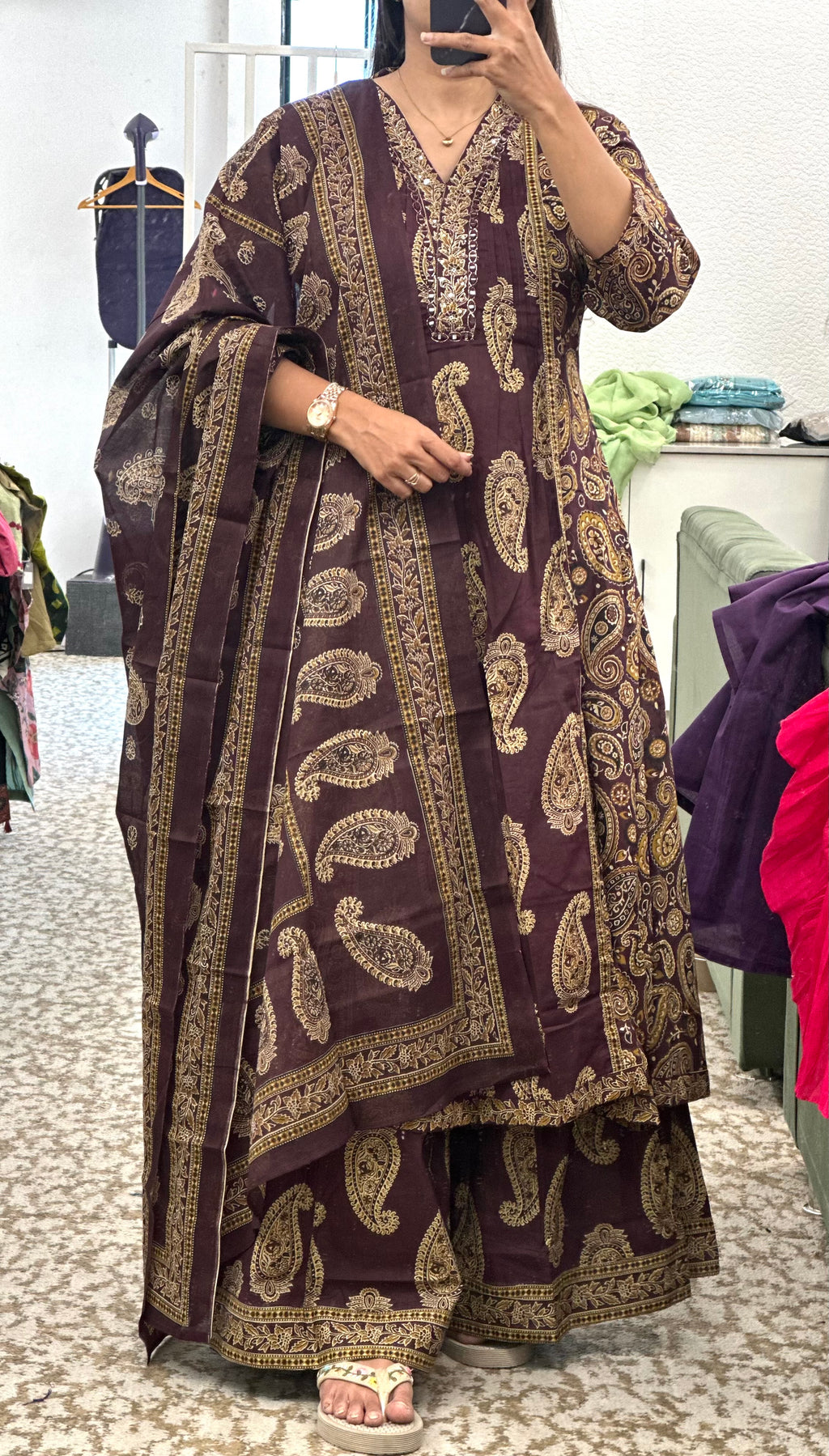 Wine Printed Plaza Pair