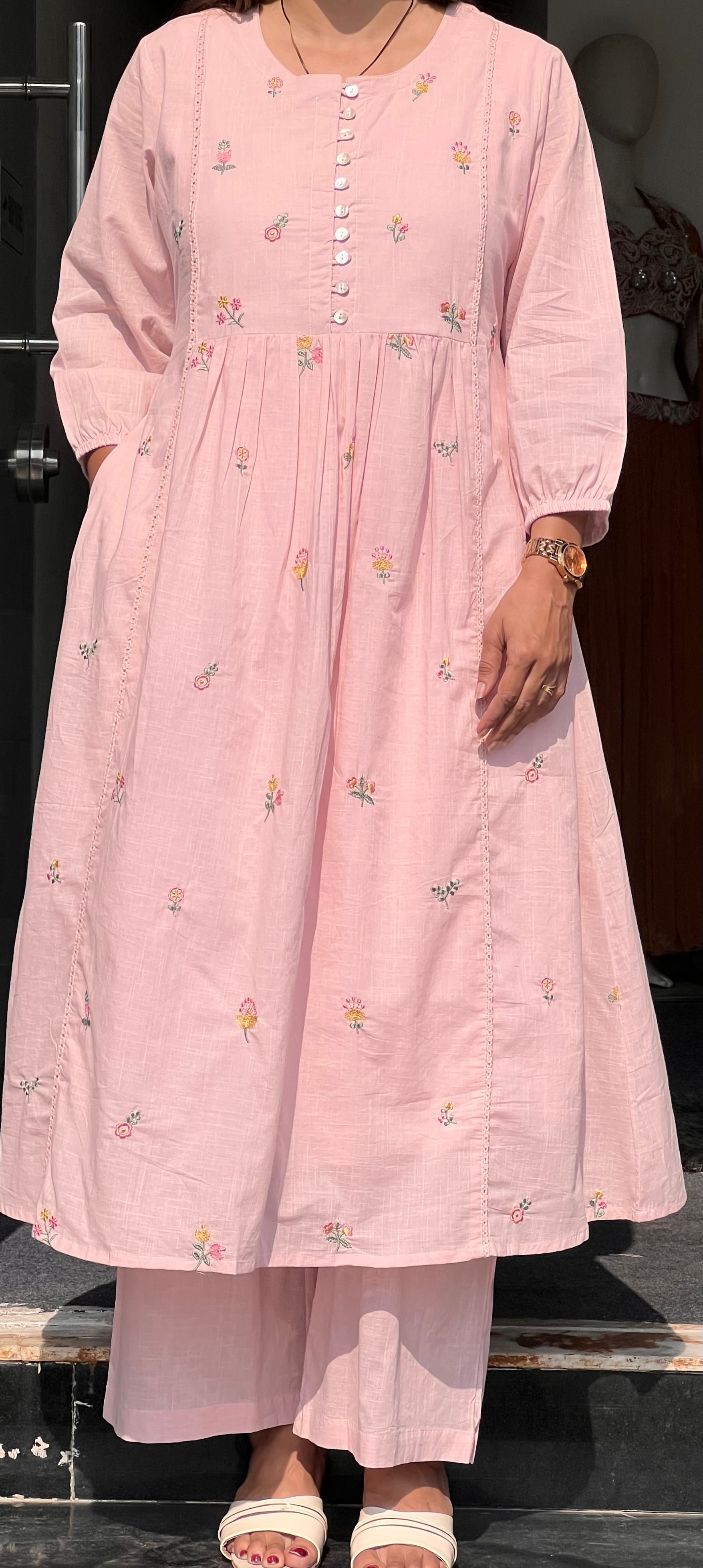 Pink mul kurti pant